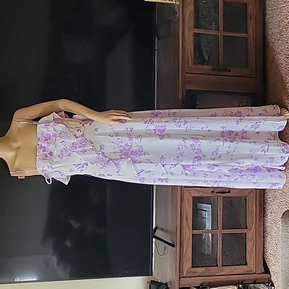 Premier Amour White & Purple Floral Maxi Amour Sleeveless Floral Maxi Dress